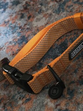 Arcadia Reflective Orange Dog Collar MEDIUM NWT